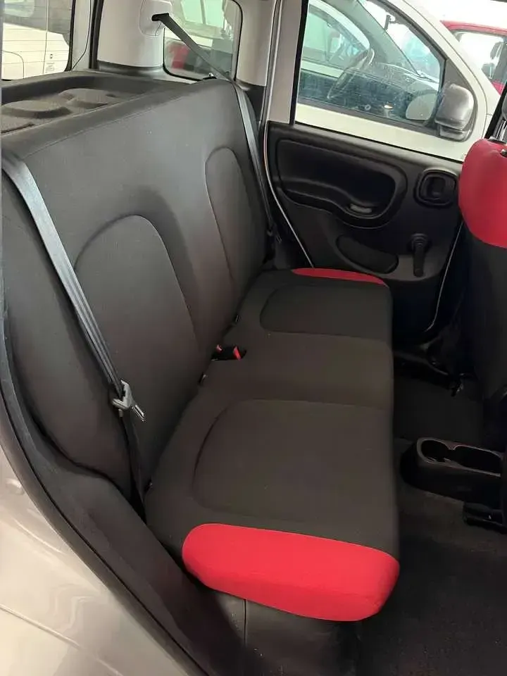 Usata Fiat Panda Pop 69 CV (50 kW) 2020 Argento Utilitaria