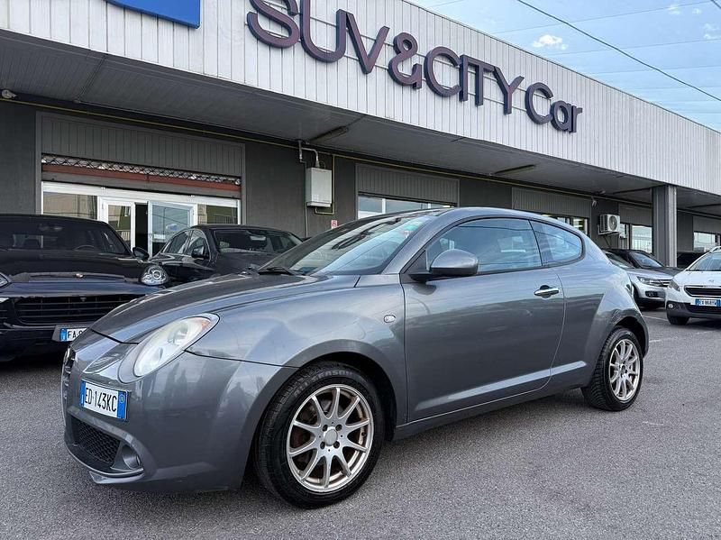Grigio Usata 2010 Alfa Romeo MiTo Due volumi | 3300 € (Ottimo prezzo) - Immagine 1/4
