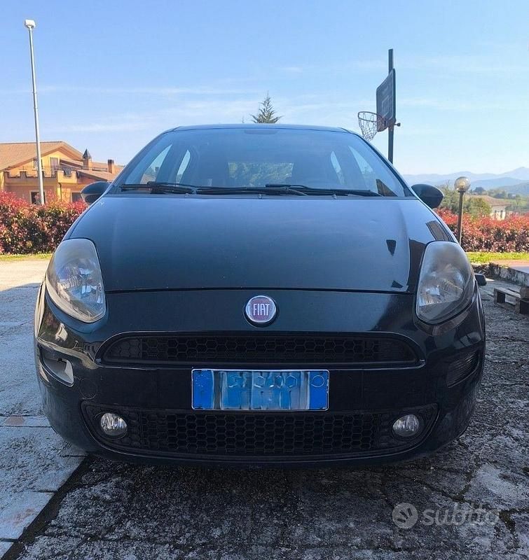 Usata Fiat Punto 77 CV (56 kW) 2014 Blu Utilitaria