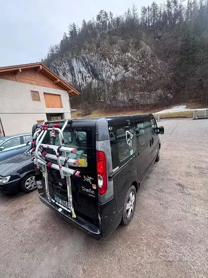 Usata Renault Trafic 2007 Nero Monovolume
