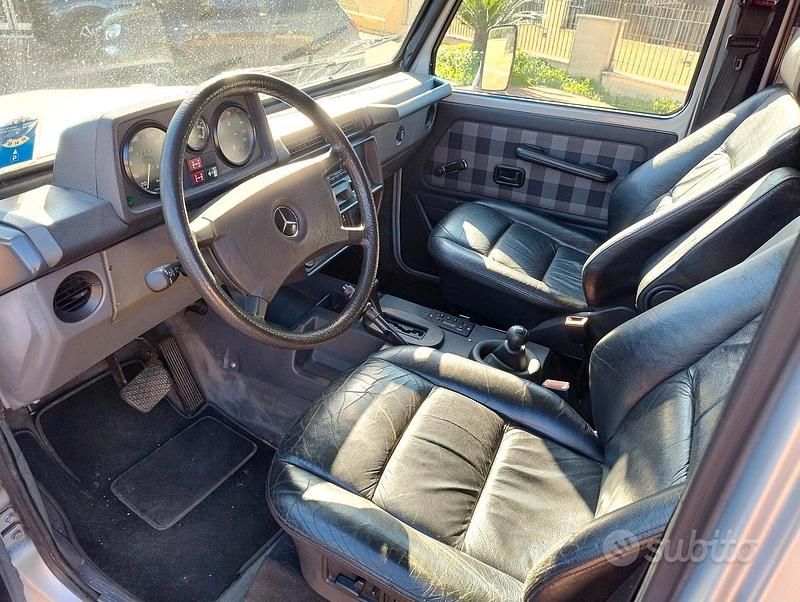 Usata Mercedes G230 125 CV (91 kW) 1987 Grigio SUV