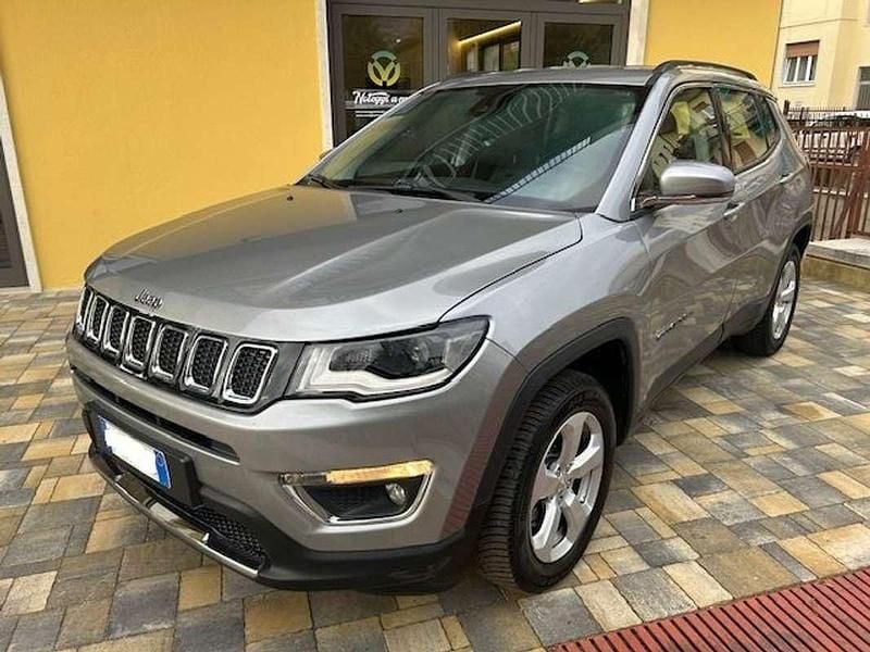 Usata Jeep Compass Limited 140 CV (102 kW) 2017 Argento SUV