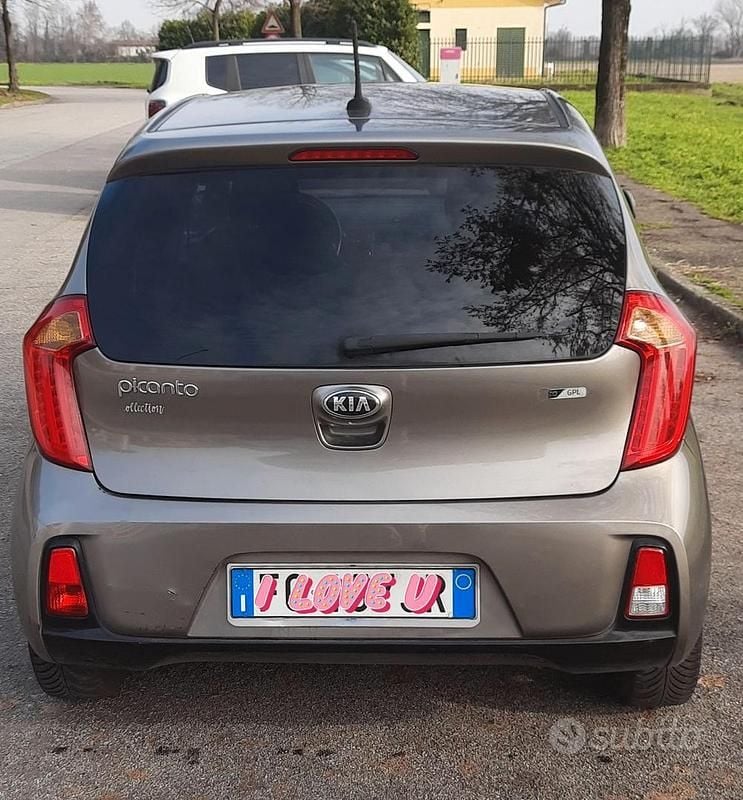 Usata Kia Picanto 2016 Grigio Utilitaria