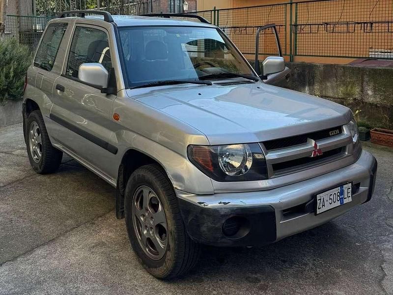 Usata Mitsubishi Pajero 120 CV (88 kW) 2000 Argento SUV