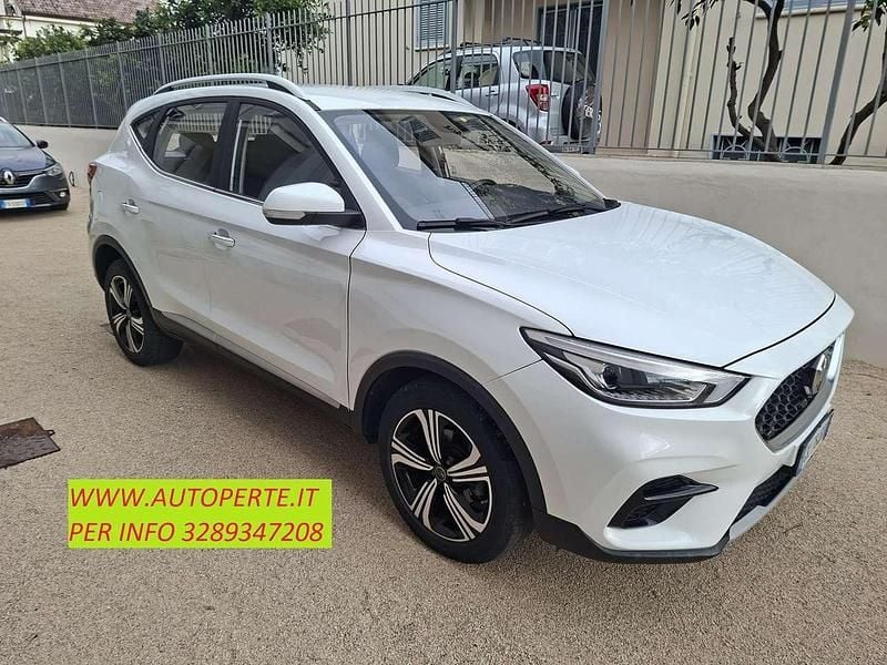 Usata MG ZS Comfort 111 CV (81 kW) 2022 Bianco SUV