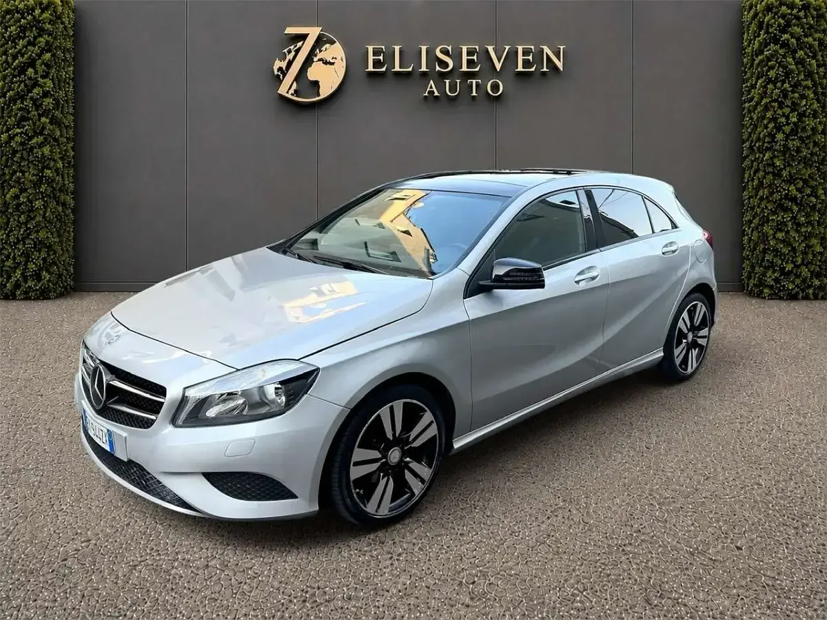 Usata Mercedes A180 Executive 109 CV (80 kW) 2016 Argento Utilitaria