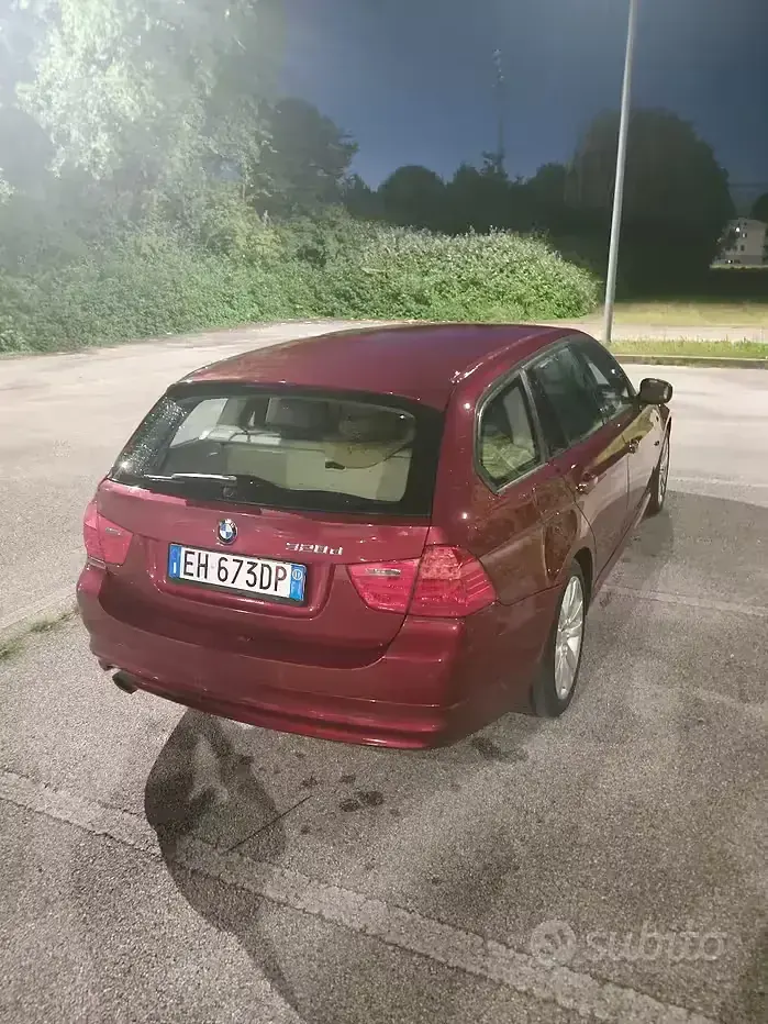 Usata BMW 320 184 CV (135 kW) 2011 Rosso Station wagon