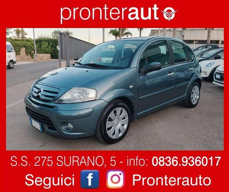 Grigio Usata 2007 Citroën C3 Exclusive Due volumi | 3900 € (Buon prezzo) - Immagine 1/4