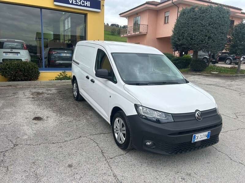 Usata VW Caddy Maxi Business 102 CV (75 kW) 2022 Bianco Monovolume