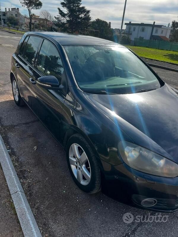 Usata VW Golf VI Highline 105 CV (77 kW) 2011 Nero Utilitaria