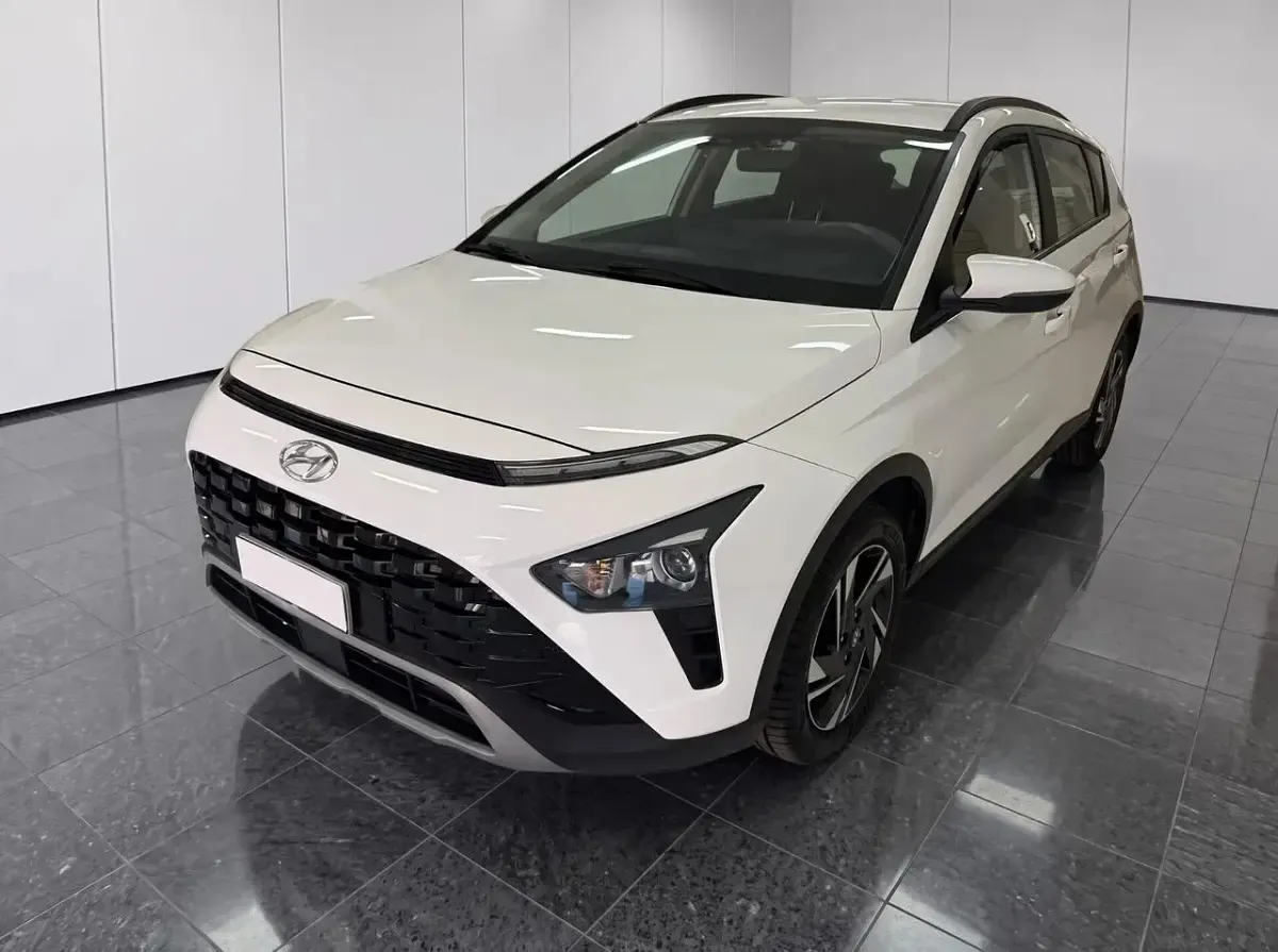 Usata Hyundai Bayon 84 CV (61 kW) 2023 Bianco SUV