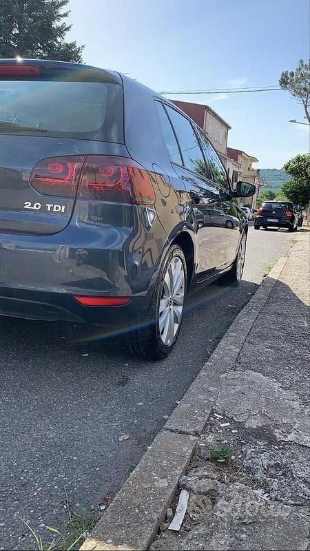 Usata VW Golf VI 140 CV (102 kW) 2009 Blu Utilitaria