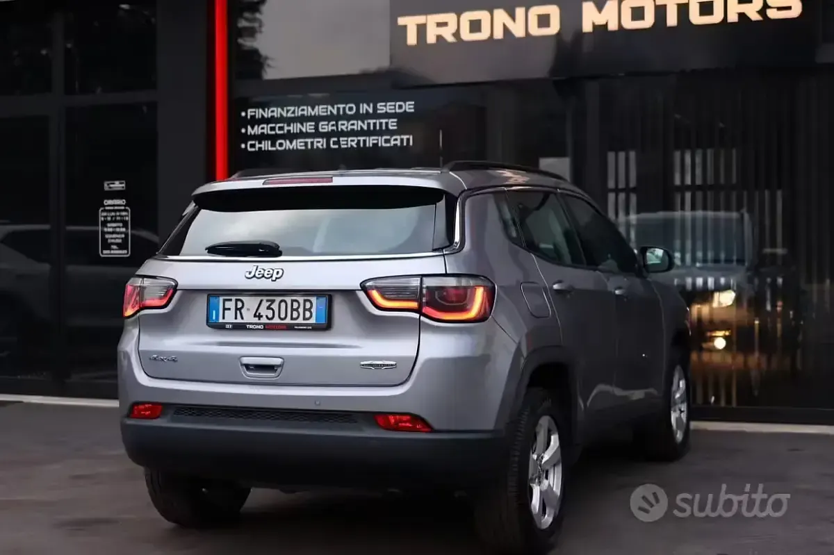 Usata Jeep Compass 140 CV (102 kW) 2018 Grigio SUV