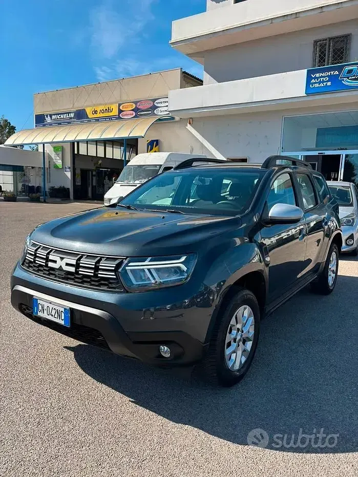 Usata Dacia Duster Expression 116 CV (85 kW) 2023 Grigio SUV