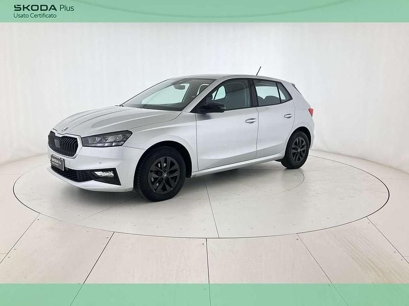 Argento brillante metallizzato Usata 2025 Skoda Fabia Tre volumi | 16.900 € (Buon prezzo) - Immagine 1/4