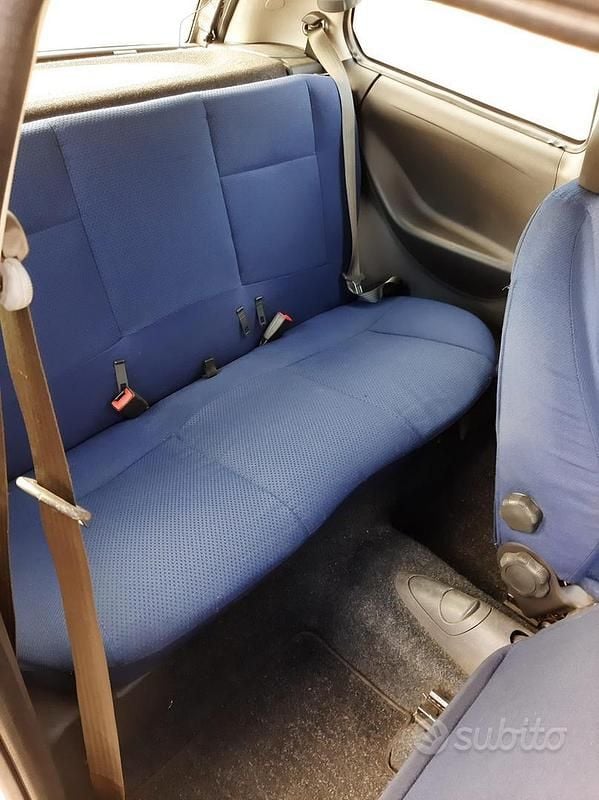 Usata Fiat Punto 2003 Grigio Berlina