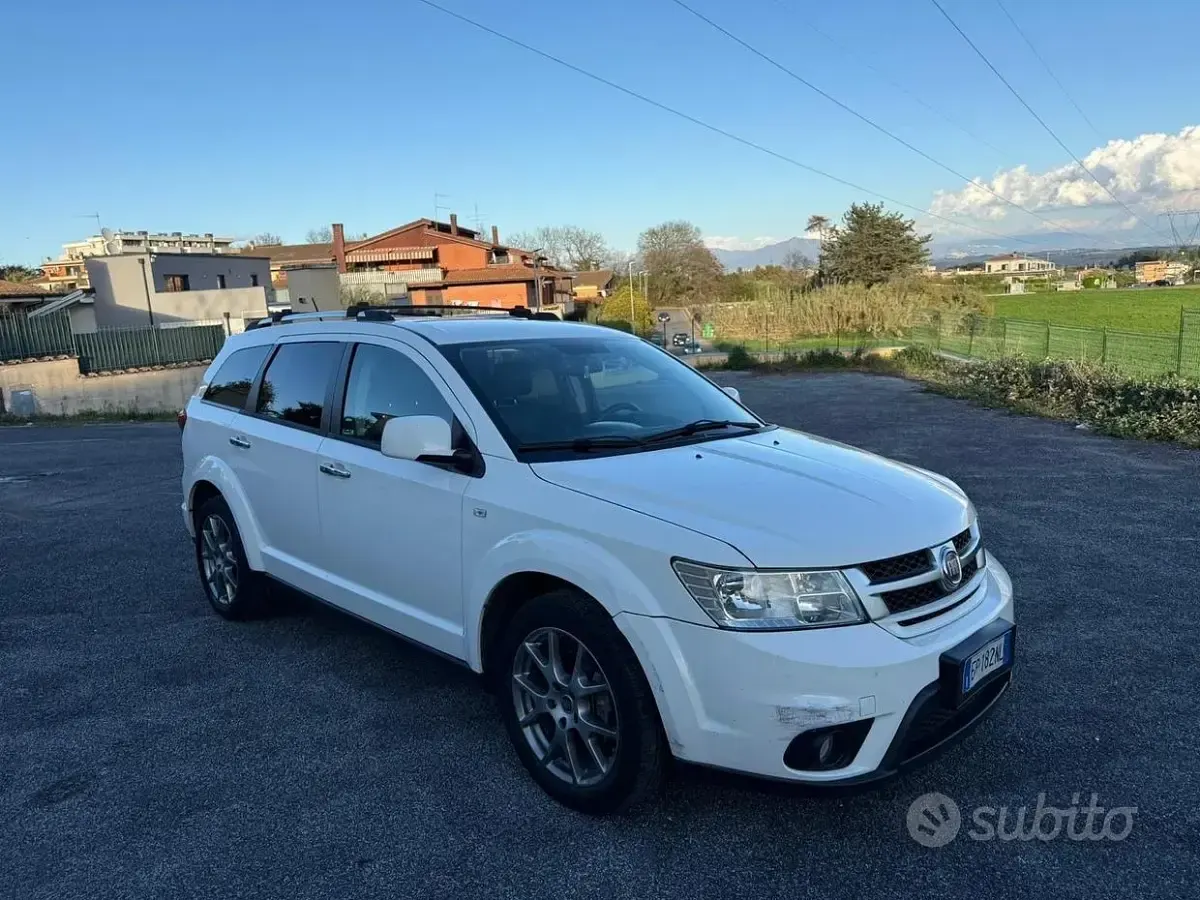 Usata Fiat Freemont Lounge 170 CV (125 kW) 2014 Bianco SUV