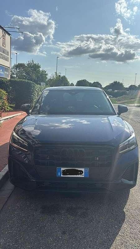 Usata Audi Q2 Ambiente 150 CV (110 kW) 2023 Blu/azzurro SUV