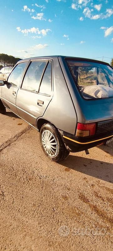 Usata Peugeot 205 Style 54 CV (39 kW) 1991 Utilitaria