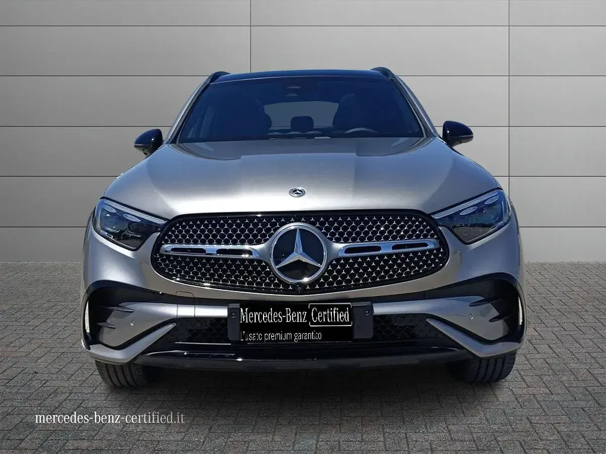 Usata Mercedes GLC220 AMG Line Premium Plus 197 CV (144 kW) 2023 Argento SUV