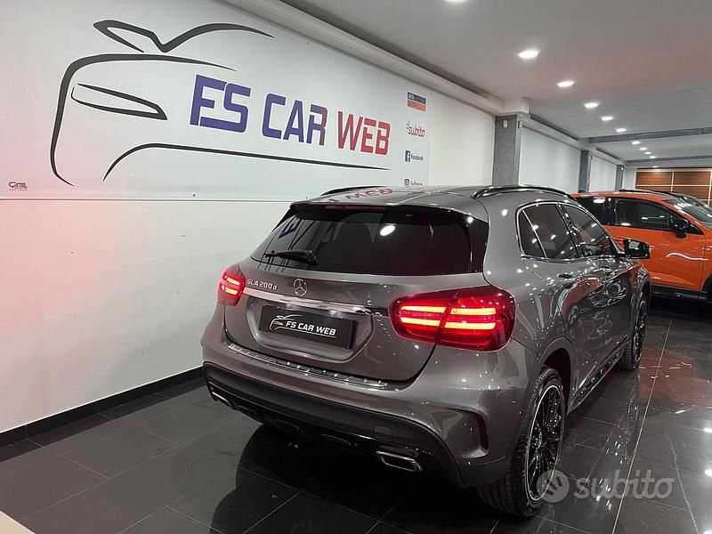 Usata Mercedes GLA200 Premium 136 CV (100 kW) 2019 Grigio SUV