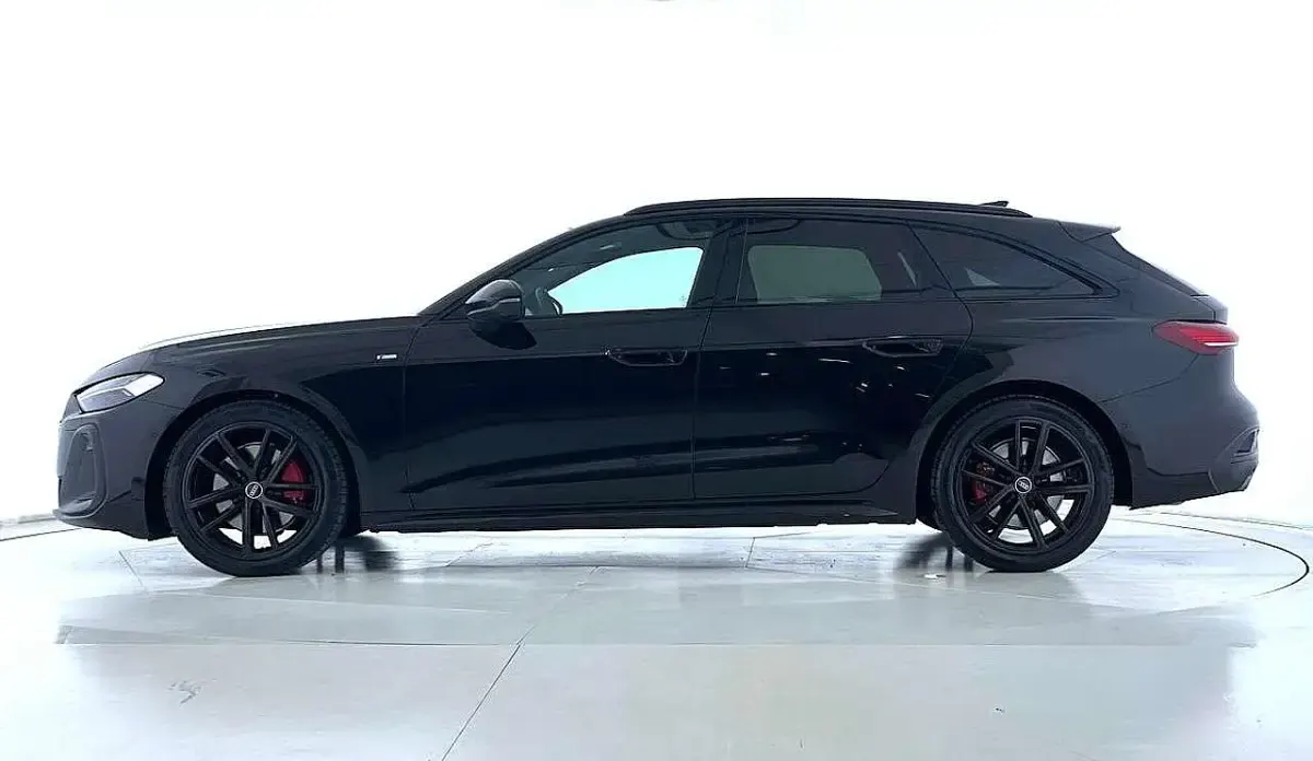 Nouvelle Audi A5 Comfort 204 ch (150 kW) 2026 Noir Break