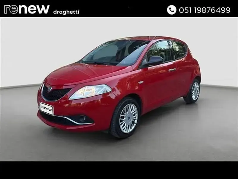 Usata Lancia Ypsilon Gold 69 CV (50 kW) 2017 Utilitaria