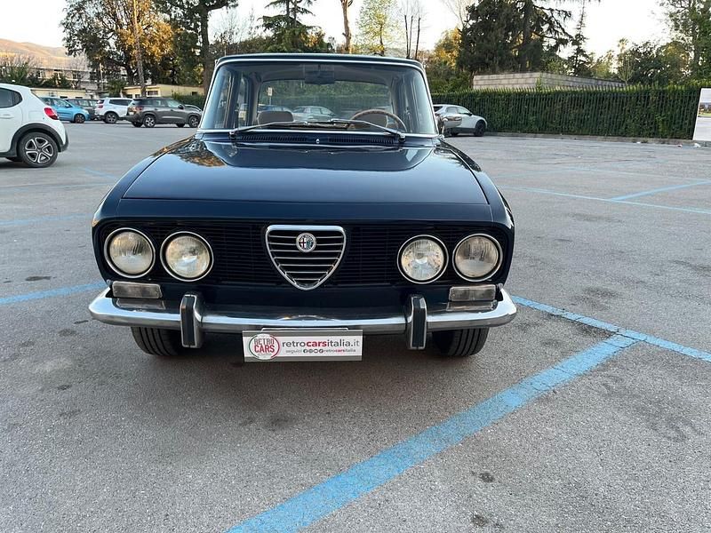 Usata Alfa Romeo 2000 133 CV (97 kW) 1972 Bianco Berlina
