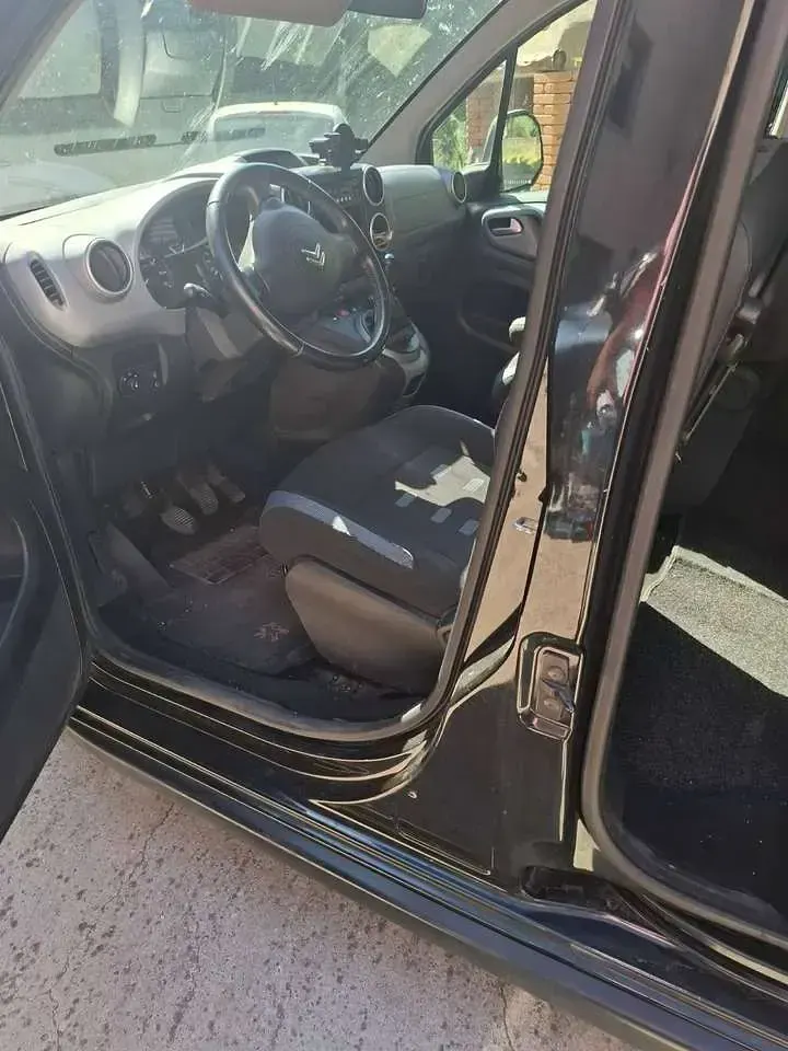 Usata Citroën Berlingo XTR 92 CV (67 kW) 2011 Nero Monovolume