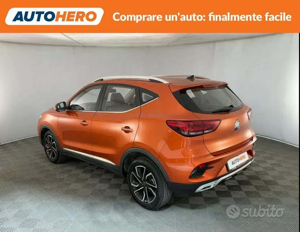 Usata MG ZS 106 CV (77 kW) 2023 SUV