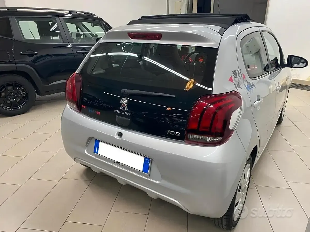 Usata Peugeot 108 Active 69 CV (50 kW) 2016 Grigio Berlina