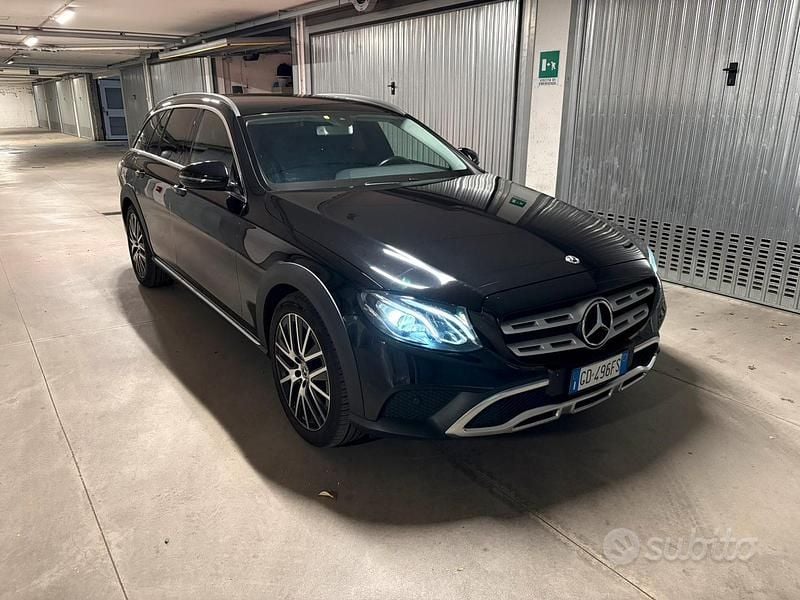 Usata Mercedes E220 2021 Nero Station wagon