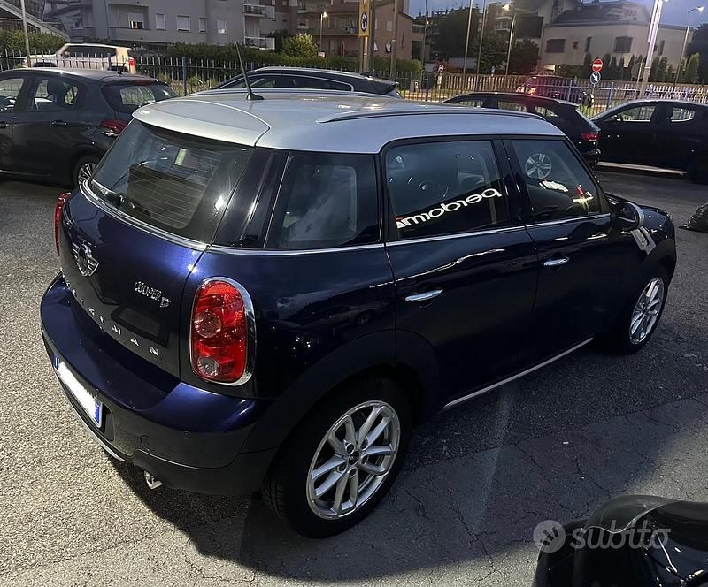 Usata Mini Cooper D Countryman Business 116 CV (85 kW) 2016 Marrone SUV