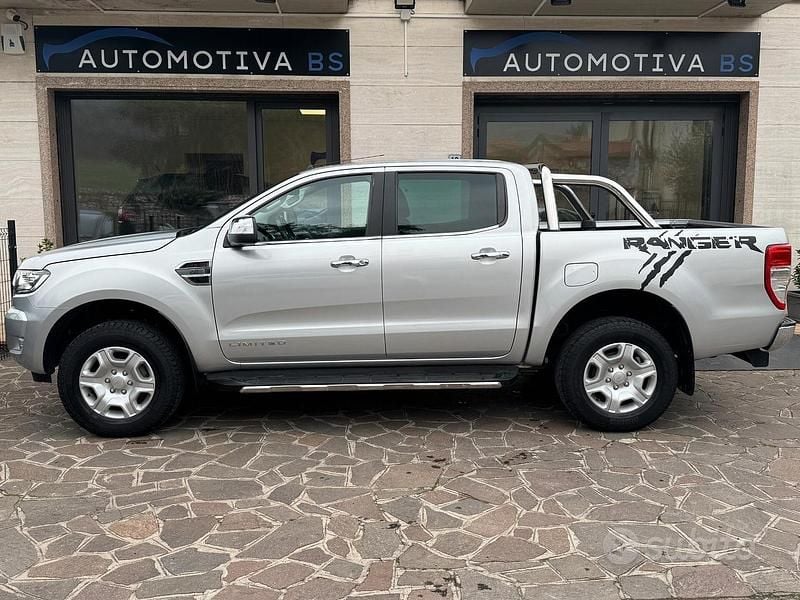 Usata Ford Ranger Limited 160 CV (117 kW) 2019 Grigio Pick-up