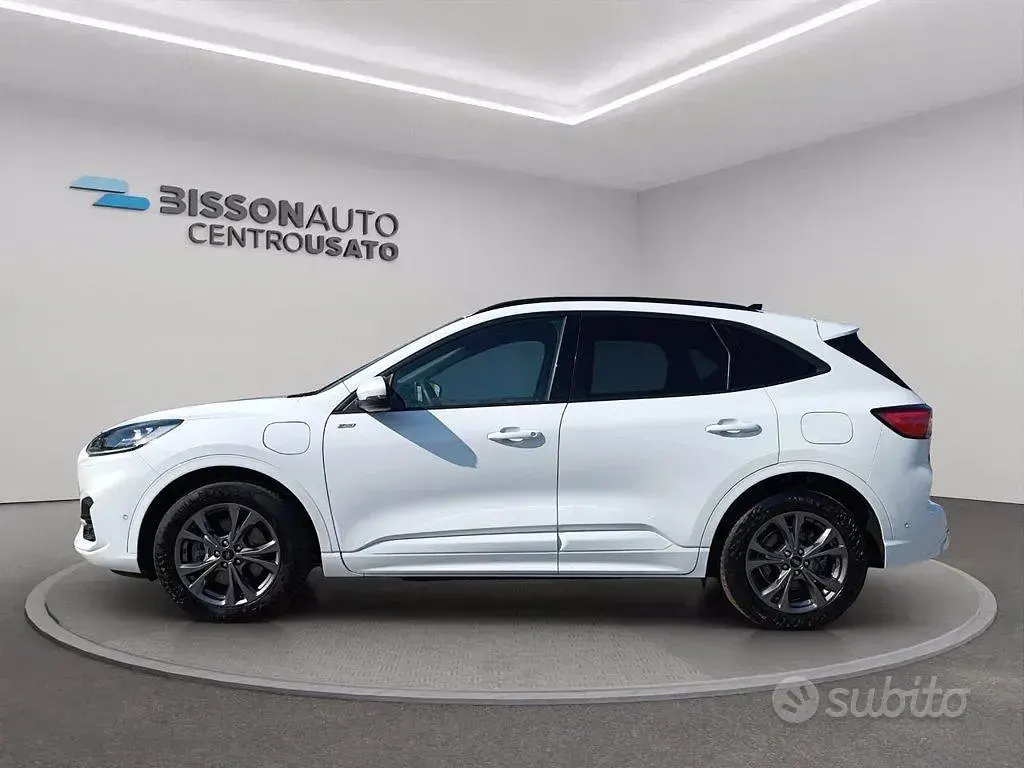 Usata Ford Kuga ST-Line X 224 CV (164 kW) 2020 Bianco SUV