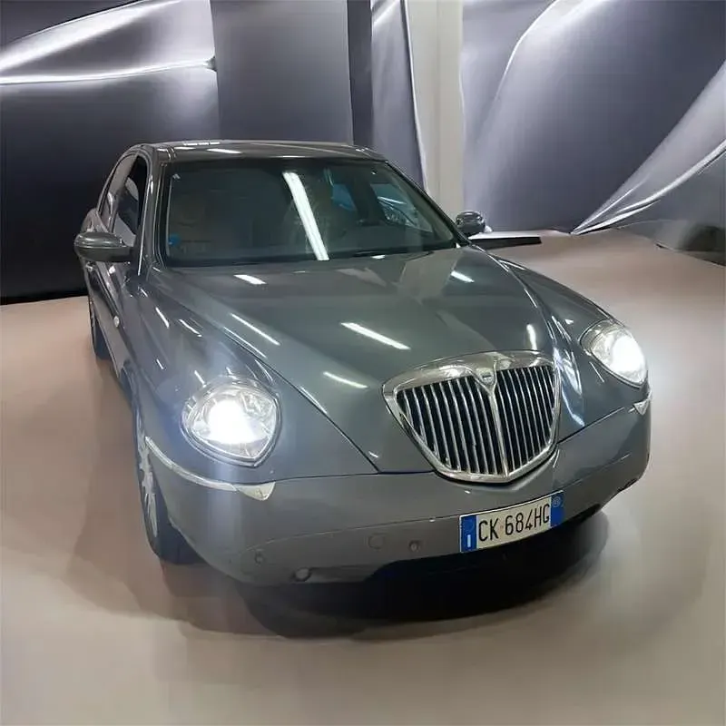 Usata Lancia Thesis 150 CV (110 kW) 2003 Berlina