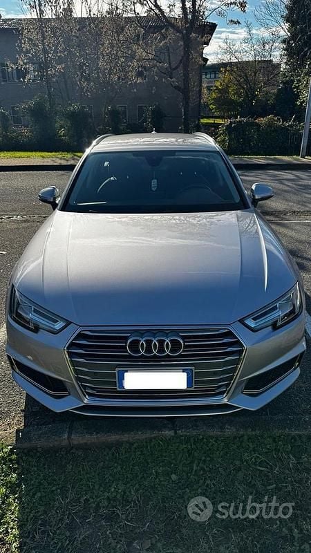 Grigio Usata 2019 Audi A4 Tre volumi | 23.500 € (Buon prezzo) - Immagine 1/4
