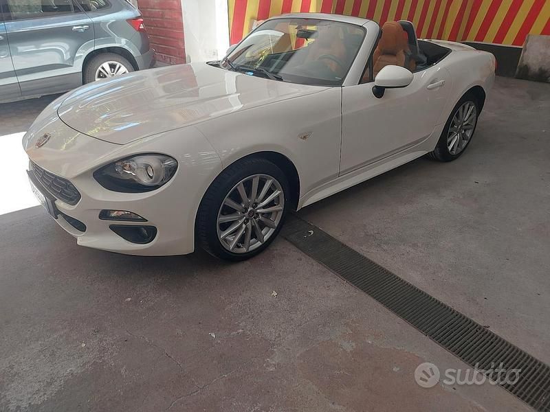 Usata Fiat 124 Spider 2017 Bianco Cabrio