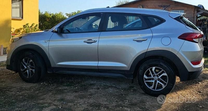 Usata 2018 Hyundai Tucson SUV | 12.500 € (Ottimo prezzo) - Immagine 1/4