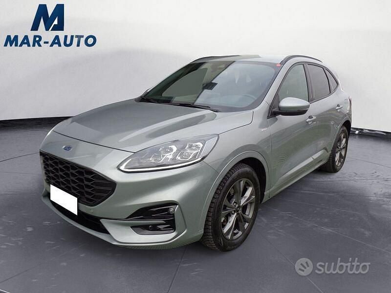 Usata Ford Kuga ST-Line X 120 CV (88 kW) 2022 Grigio SUV