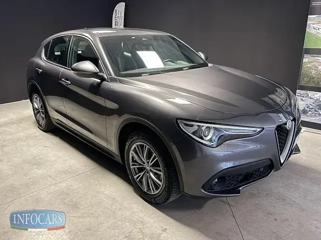 Usata Alfa Romeo Stelvio Business 190 CV (139 kW) 2022 SUV