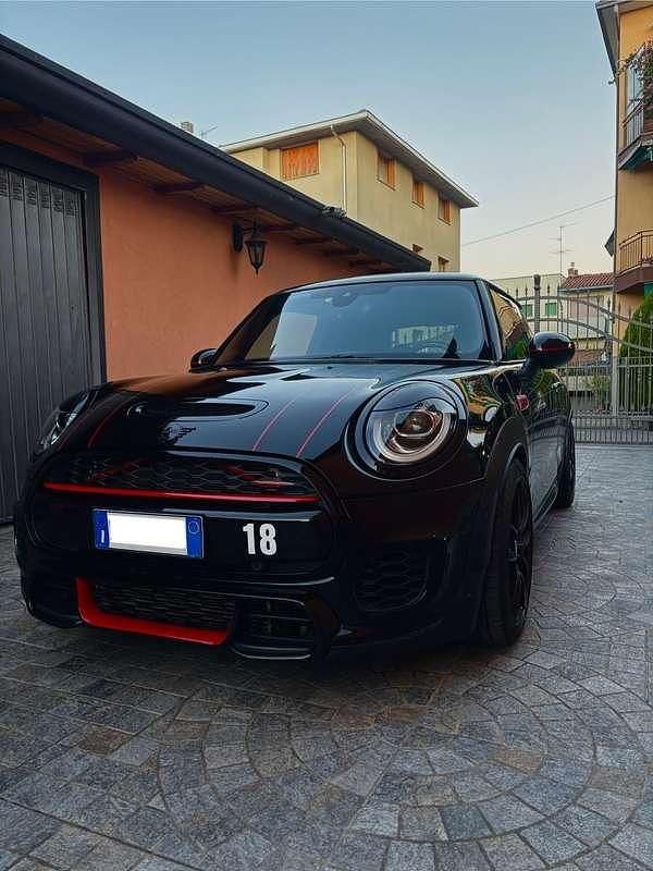 Usata 2018 Mini John Cooper Works Challenge Utilitaria | 27.200 € (Molto cara) - Immagine 1/4