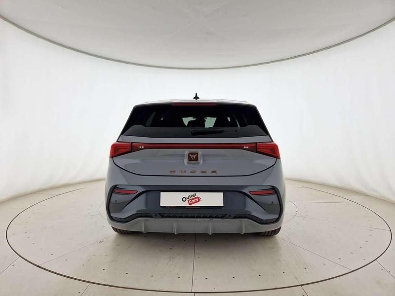 Usata Cupra Born 69 kW (95 CV) 2022 Grigio vapore Utilitaria