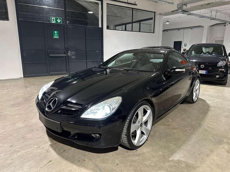 Usata Mercedes SLK350 272 CV (200 kW) 2004 Nero Cabrio