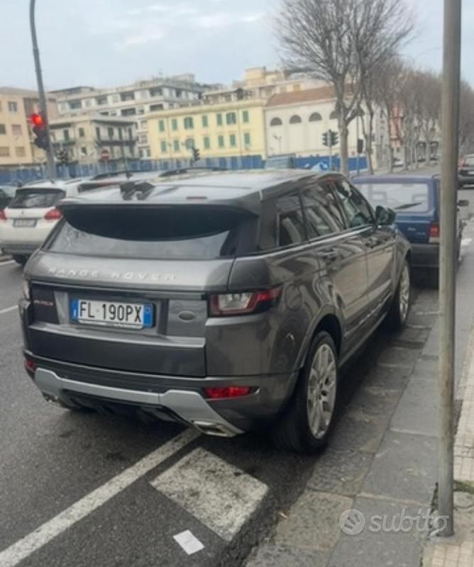 Usata Land Rover Range Rover evoque 150 CV (110 kW) 2017 Grigio SUV