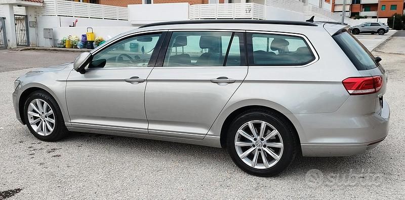 Usado VW Passat 120 HP (88 kW) 2015 Carrinha