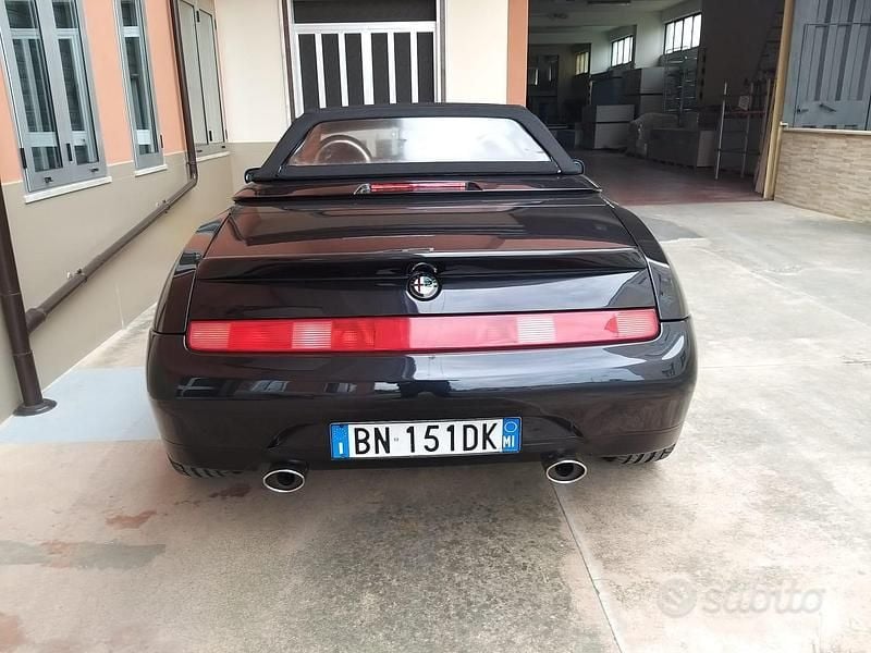 Nero Usata 1999 Alfa Romeo GTV Coupé | 12.500 € (Molto cara) - Immagine 1/4