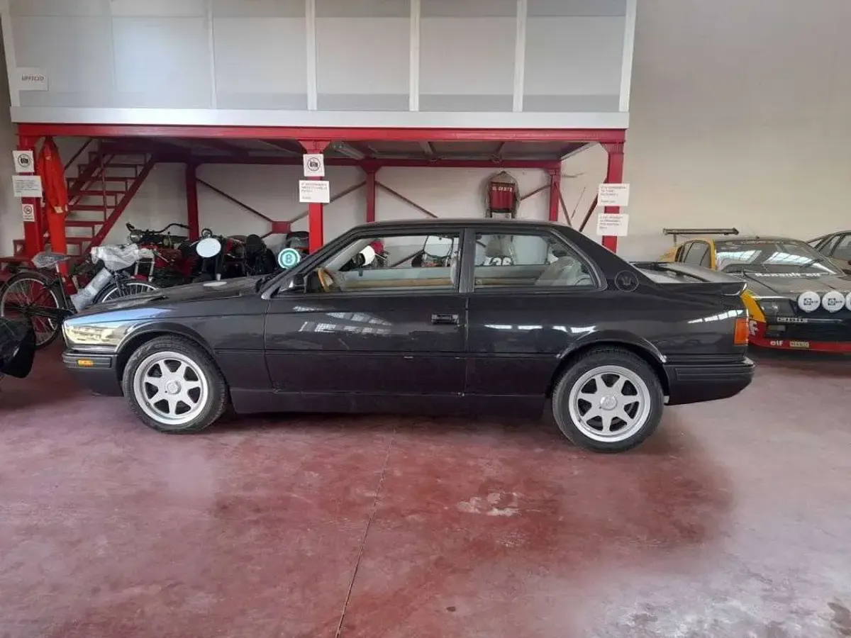 Usata Maserati 224 245 CV (180 kW) 1990 Nero Coupé