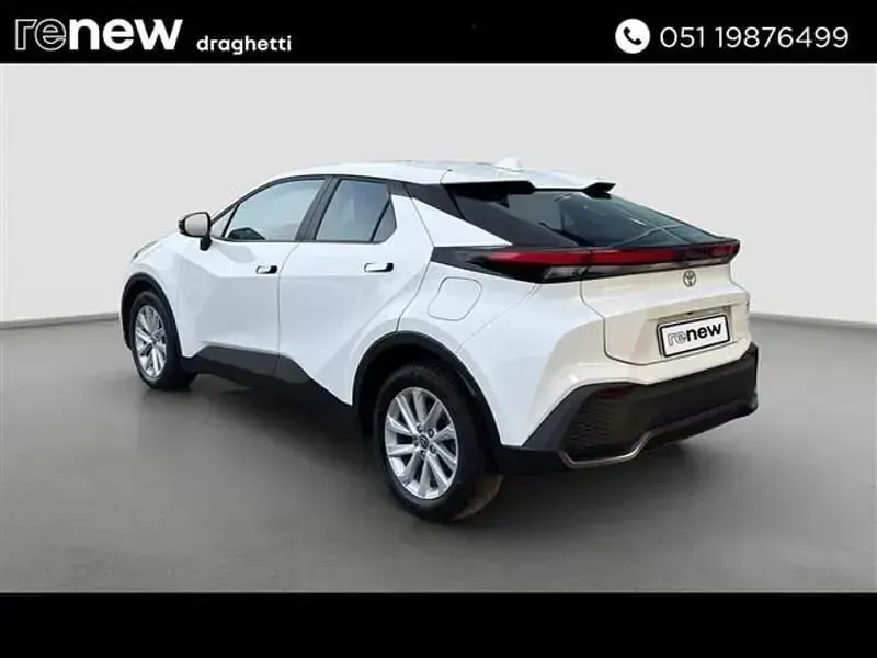 Usata Toyota C-HR Trend 140 CV (102 kW) 2024 Bianco SUV