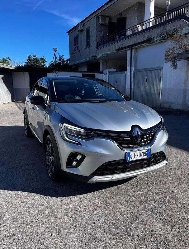 Usato 2022 Renault Clio V El 91 CV (23.000 €)